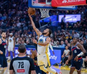 库里低配产出拿捏老头局 哈登下半场隐身顽疾又犯了？