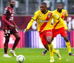 梅斯对阵朗斯：法甲第十轮，防守薄弱的梅斯能否抵挡朗斯的进攻