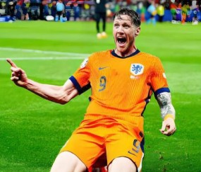 大连英博提前签下德甲新星，杨铭锐将首发亮相取代毛伟杰